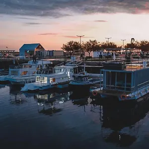  Botel Barco Casa Marina